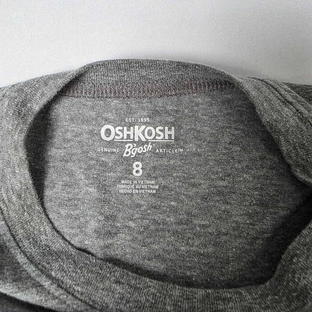 OshKosh B'gosh Graphic T-Shirt Boys Size 8 Gray Short Sleeve Logo Tee